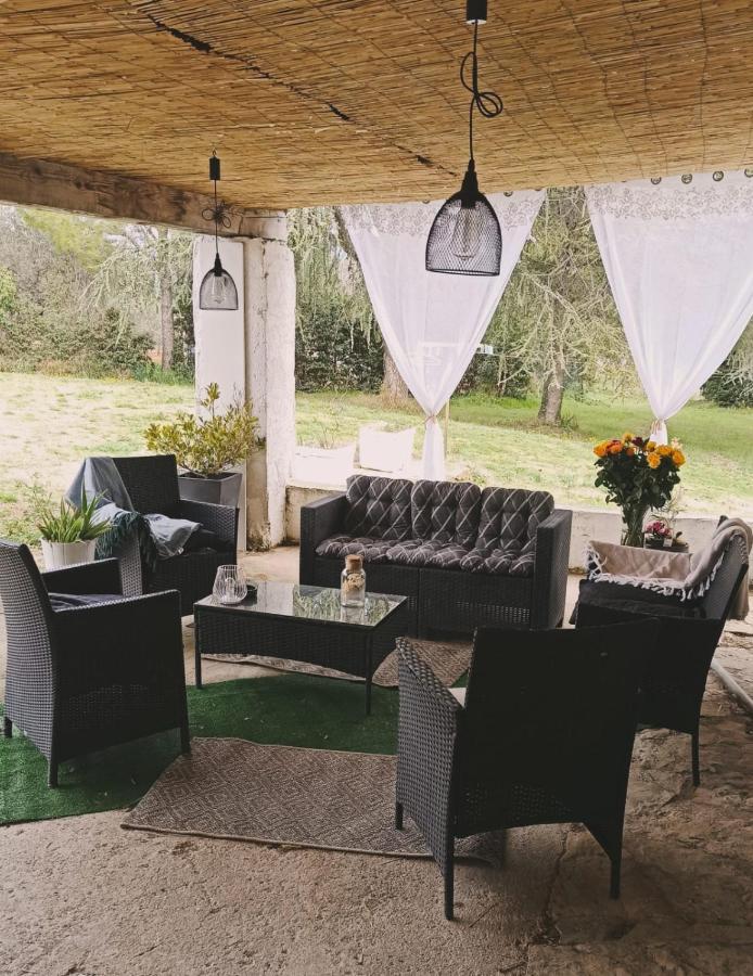 Logement La Belle Provence Le Beausset Exteriör bild