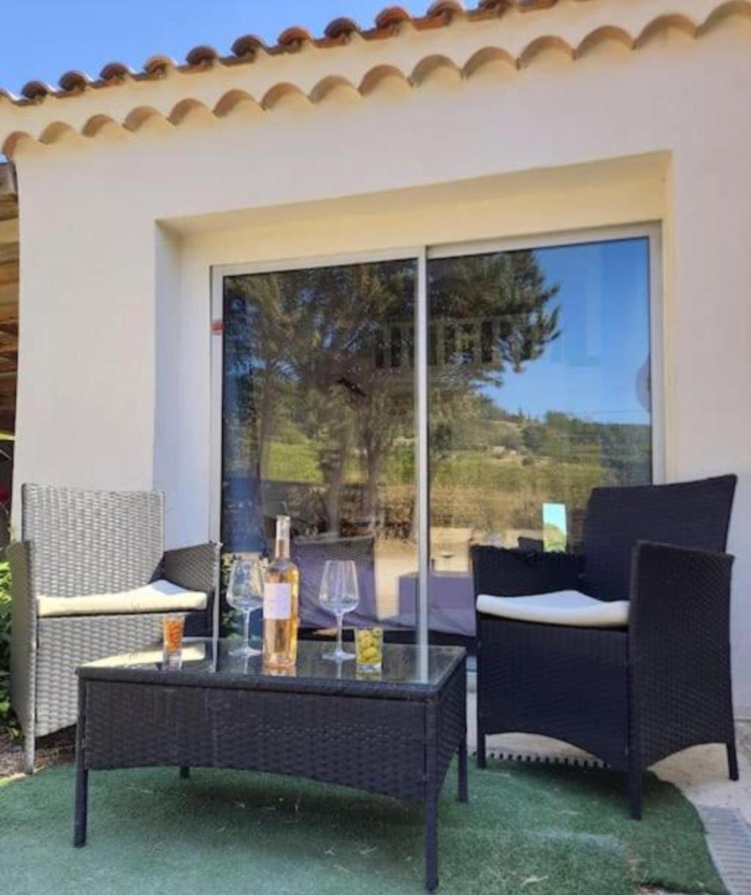 Logement La Belle Provence Le Beausset Exteriör bild