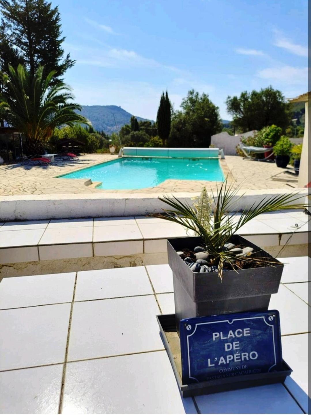 Logement La Belle Provence Le Beausset Exteriör bild