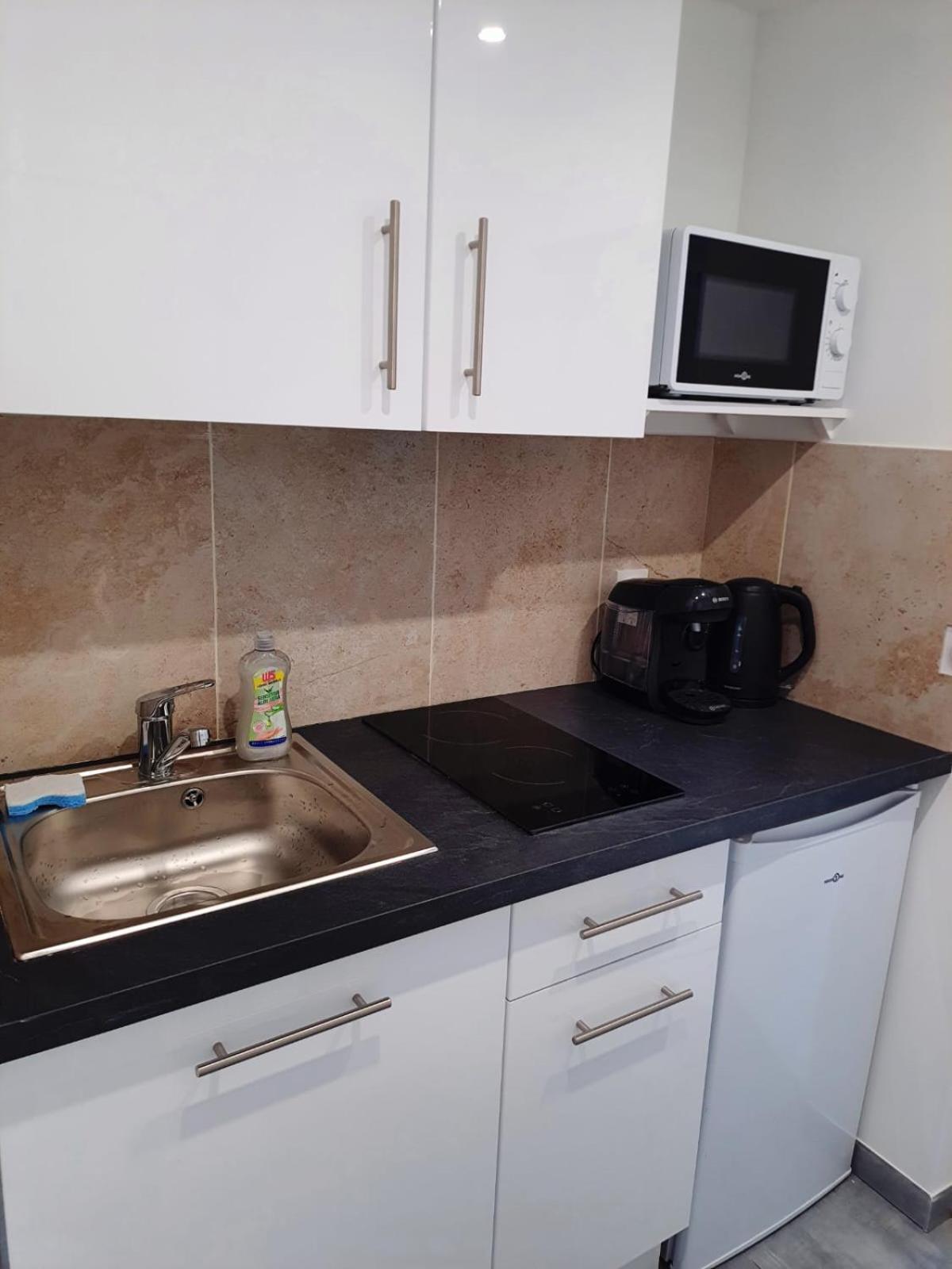 Logement La Belle Provence Le Beausset Exteriör bild